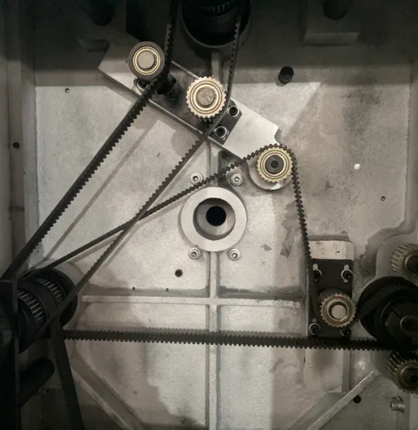 Photo 5 of 6 — Synchronous belt driving